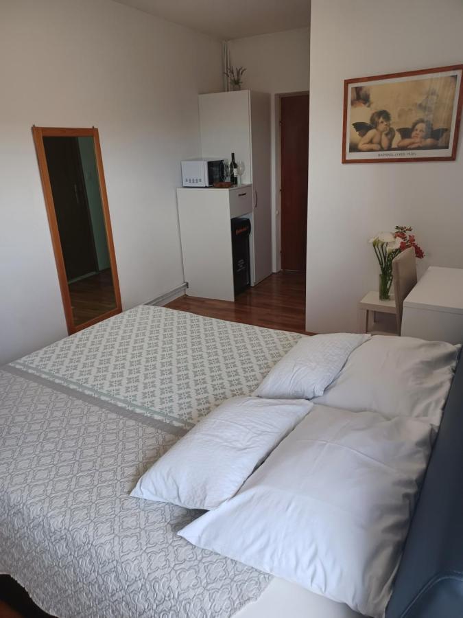 Rooms & Apartments Dolac Hvar Town Eksteriør billede
